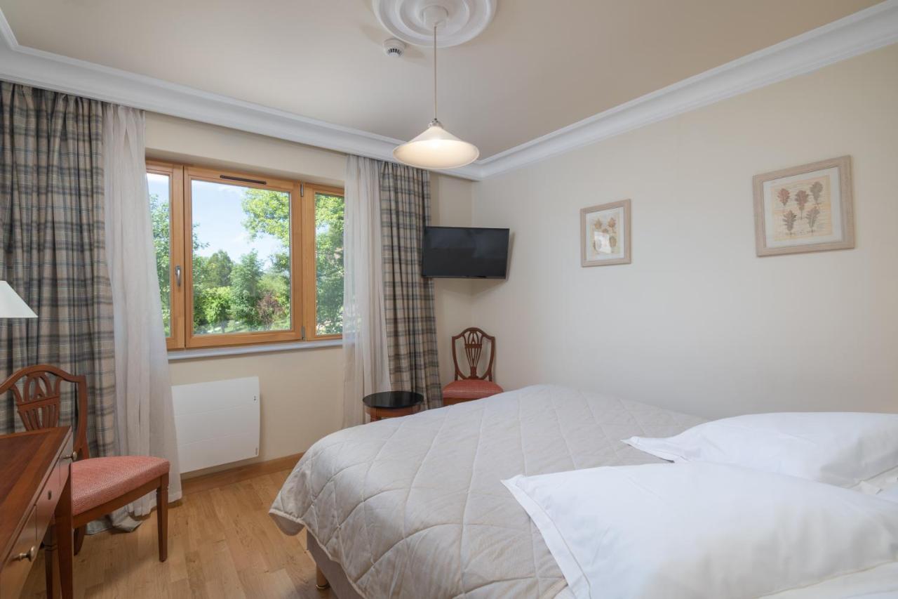ג'רארדמר Le Manoir Au Lac מראה חיצוני תמונה