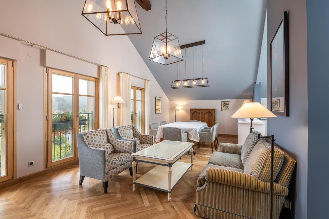 ג'רארדמר Le Manoir Au Lac מראה חיצוני תמונה